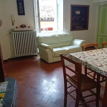 Casa 28 Luglio-radici Apartamento *
